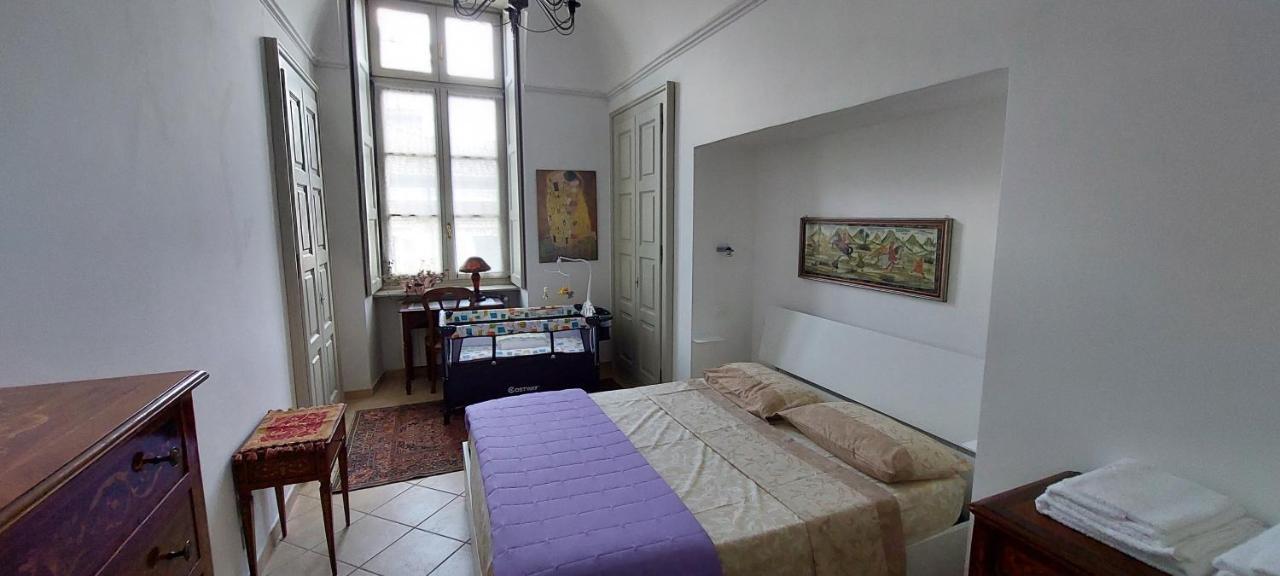 Ynh Bilo Sancarlo Museo Egizio Piazza San Carlo Apartamento